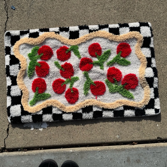 ORTIGIA Checker Red Cherry Bath Mat Soft Microfiber Non Slip Washable Rug 20x32 - Picture 2 of 4